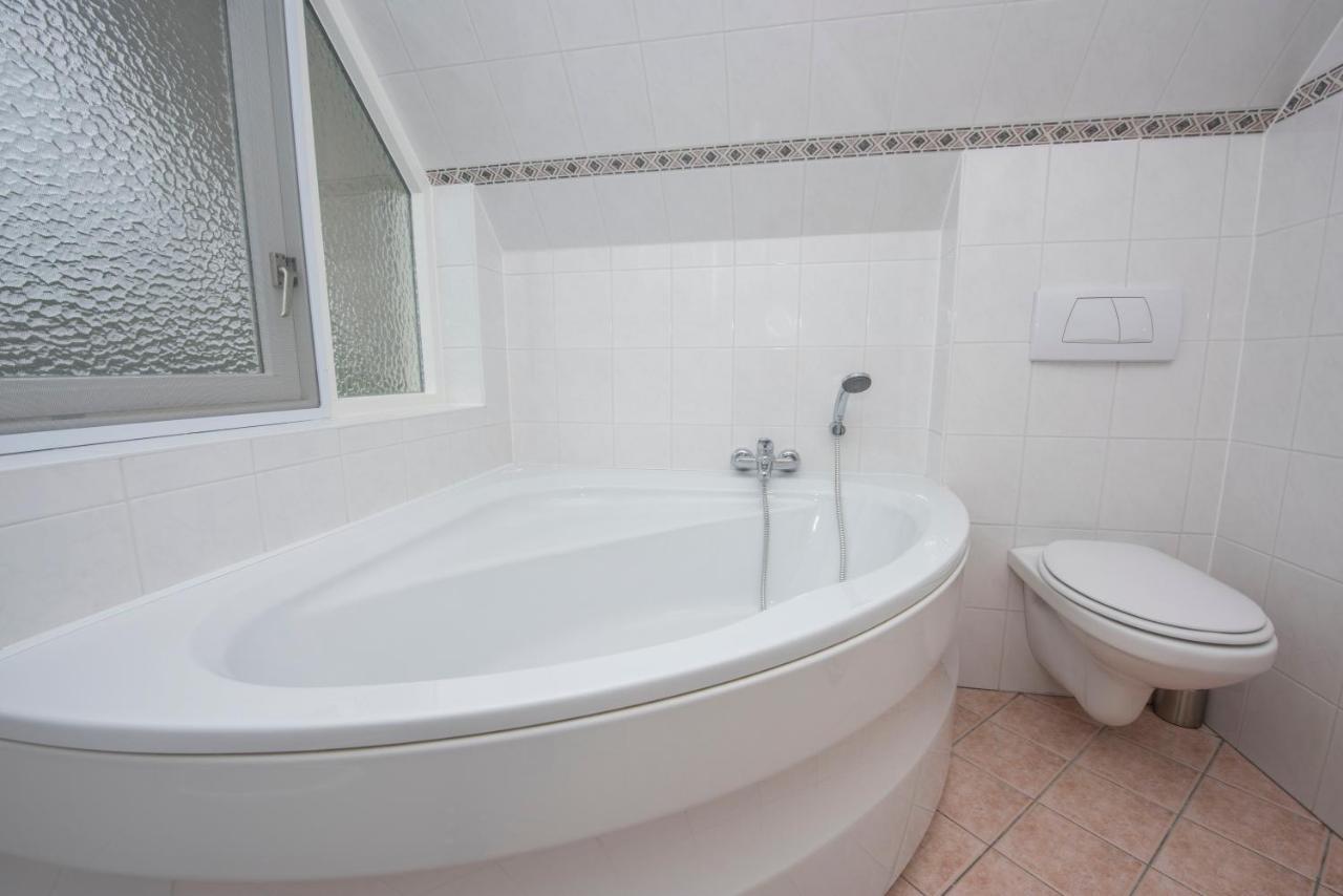 Vakantiehuis Bongel 1, Ter Herne Терхерне Екстериор снимка